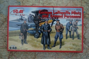 ICM48082 German Luftwaffe Pilots and Ground Personnel 1939-1945